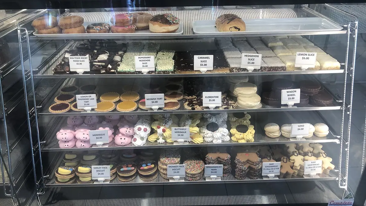 M's Bakery – bakery in Pokesdown, Bournemouth